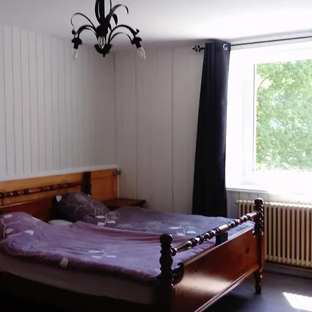 Gasthuis Centre Chretien La Grange 3*